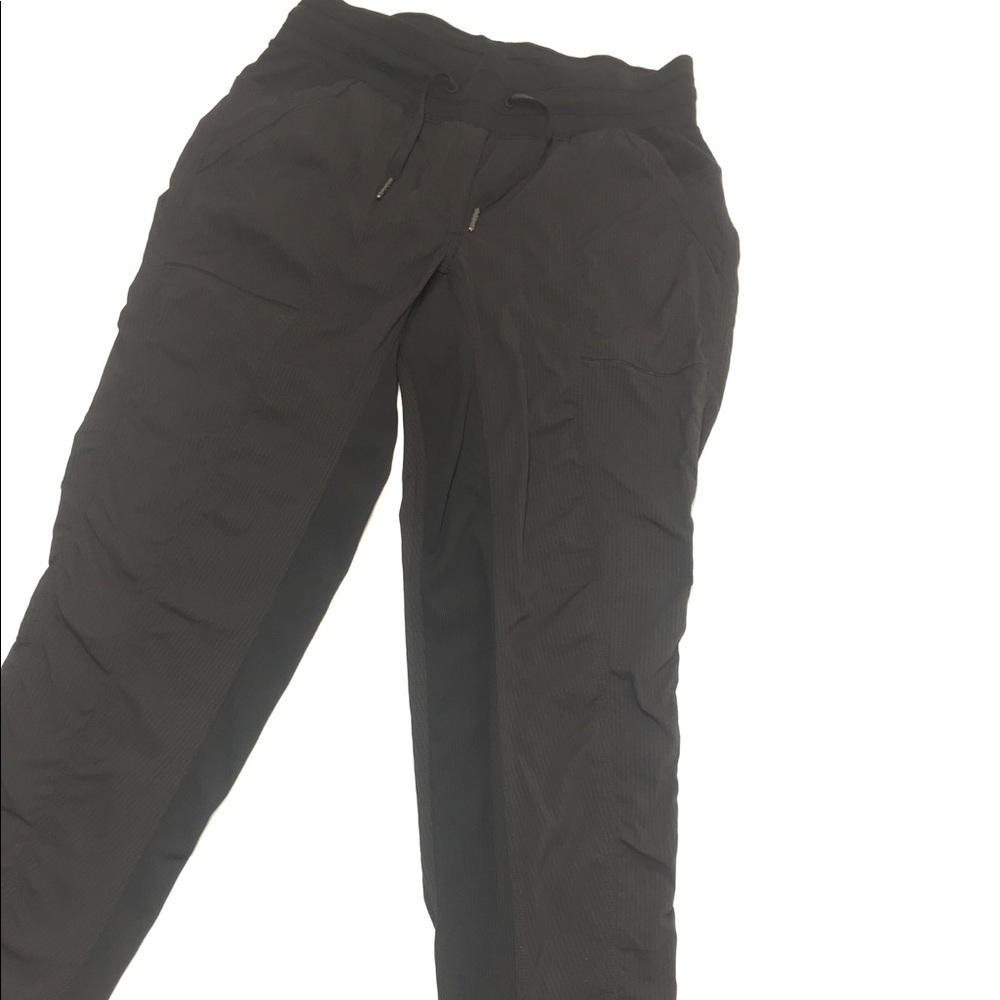 Lululemon Athletics Black Pants Sz 6 Yoga Dance